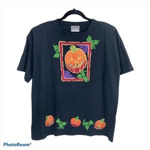 Illusion Halloween Themed Graphic T-Shirt One Size